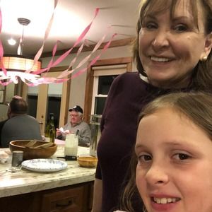 Meet your Posher, Julia